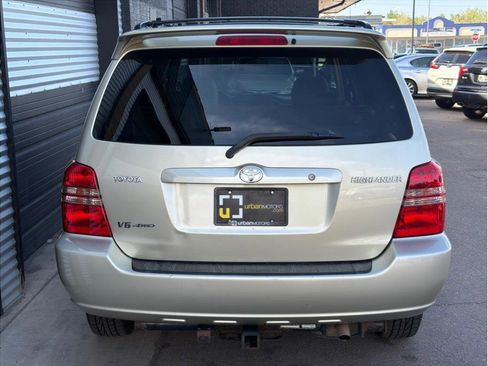 Used 2003 Toyota Highlander 4WD V6 image 9