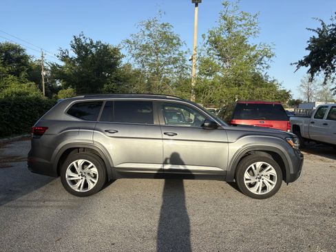 Used 2021 Volkswagen Atlas SE image 8