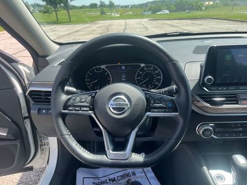 Used 2019 Nissan Altima 2.5 Platinum AWD/4WD image 14