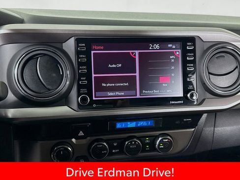 Certified 2022 Toyota Tacoma SR5 w/ Technology Package AWD/4WD image 20