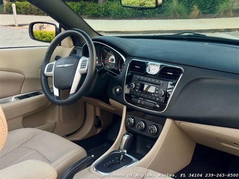 Used 2013 Chrysler 200 Touring FWD image 34