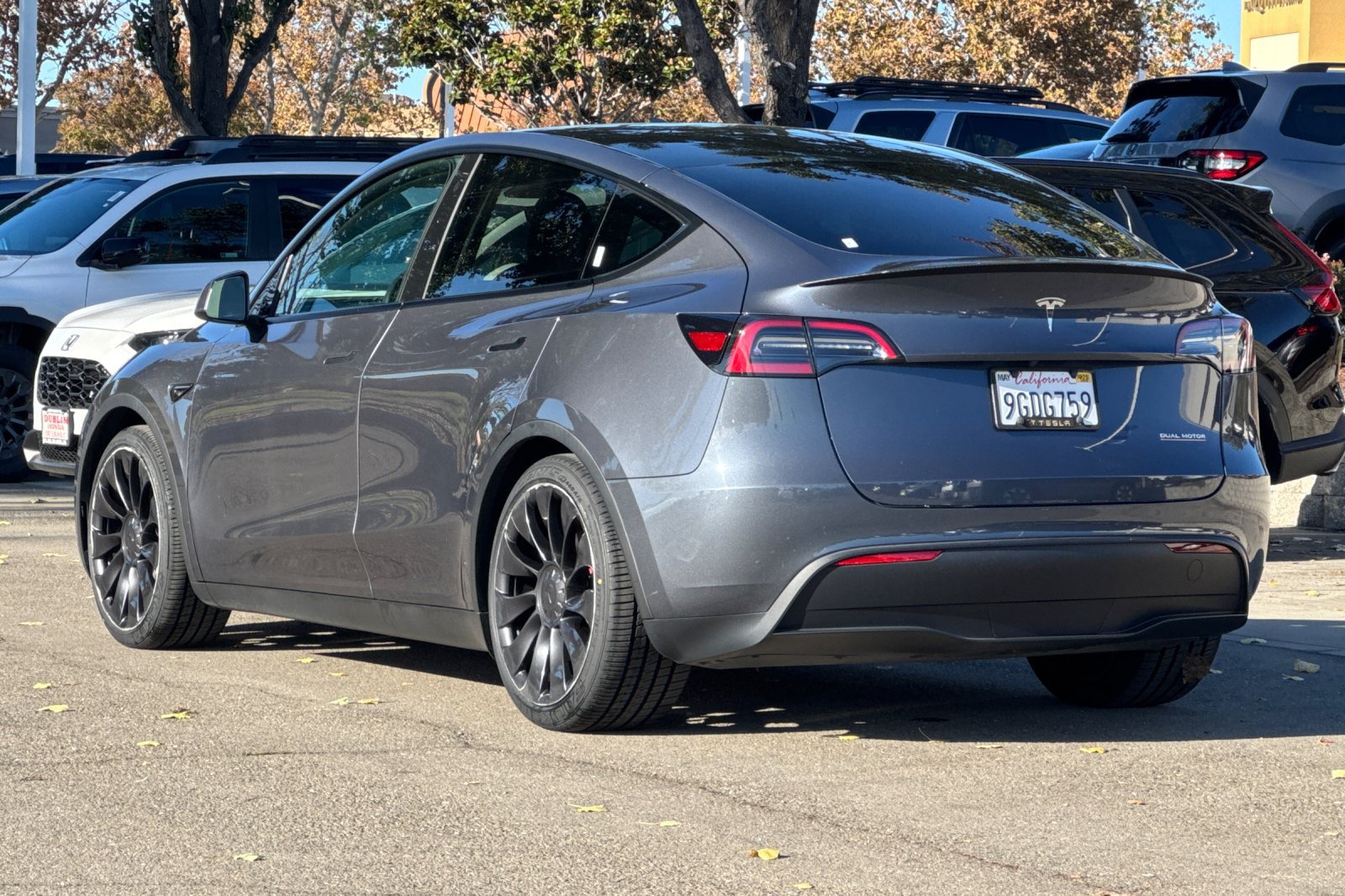 Used 2023 Tesla Model Y Performance AWD/4WD image 6