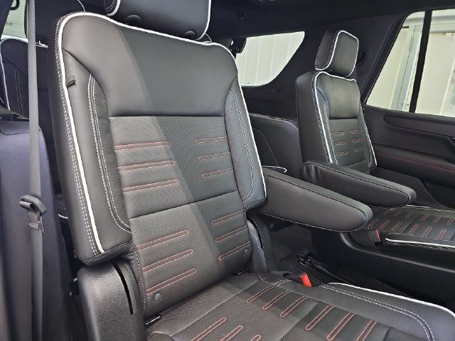 Used 2026 GMC Yukon AT4 Ultimate w/ LPO, Floor Liner Package AWD/4WD image 34