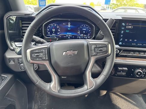 Used 2023 Chevrolet Silverado 1500 RST w/ Z71 Off-Road Package AWD/4WD image 21