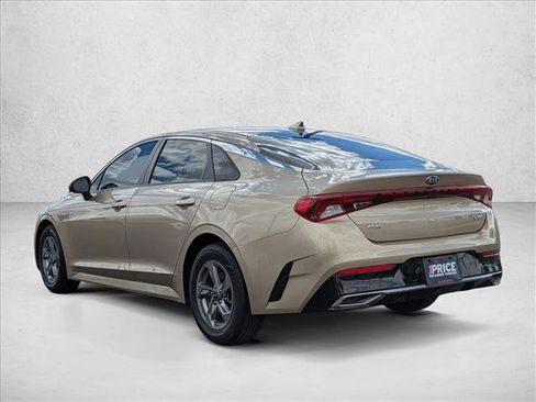 Used 2021 Kia K5 LXS FWD image 8
