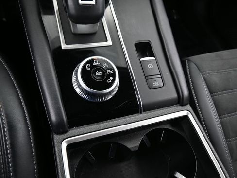 Used 2022 Mitsubishi Outlander SE image 30