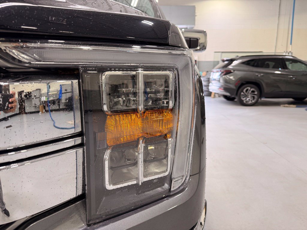 Used 2023 Ford F150 Lariat AWD/4WD image 9