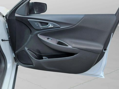 Used 2021 Chevrolet Malibu LS FWD image 38