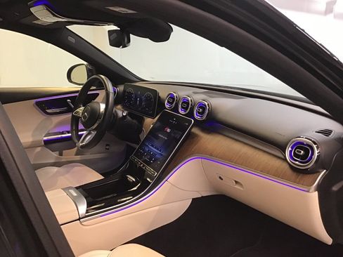 Used 2022 Mercedes-Benz C 300 4MATIC Sedan image 14