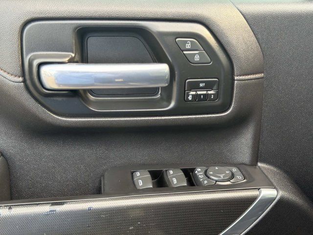 Used 2020 GMC Sierra 2500 AT4 w/ AT4 Premium Package AWD/4WD image 26