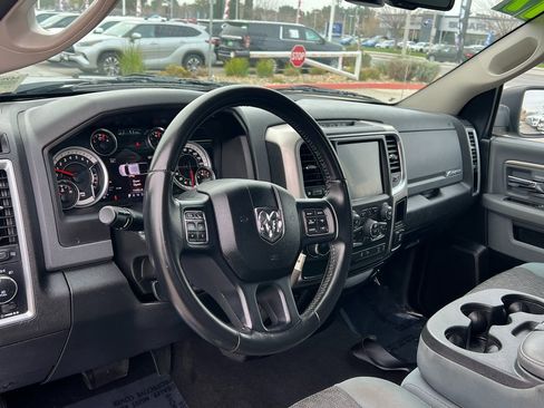 Certified 2017 RAM 1500 Big Horn image 23