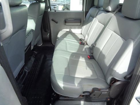 Used 2013 Ford F250 XL image 6
