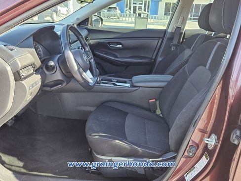 Used 2021 Nissan Sentra SV image 10