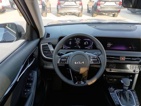 New 2026 Kia Seltos S image 20