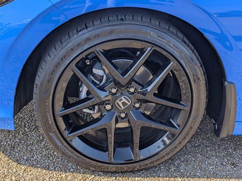 Certified 2025 Honda Civic Sport image 9