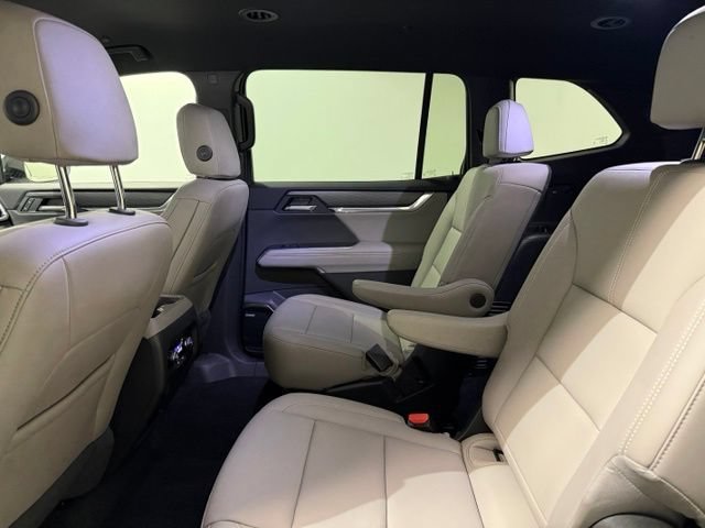 Certified 2026 GMC Acadia Elevation w/ Elevation Premium Package FWD image 26