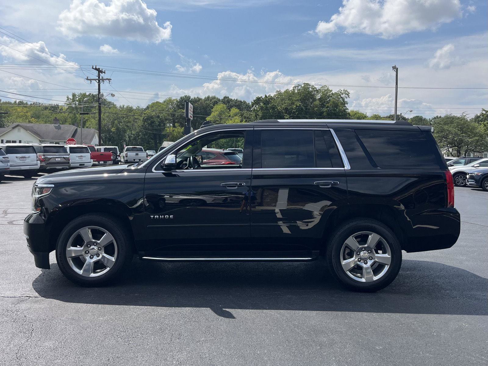 Used 2019 Chevrolet Tahoe Premier AWD/4WD image 26
