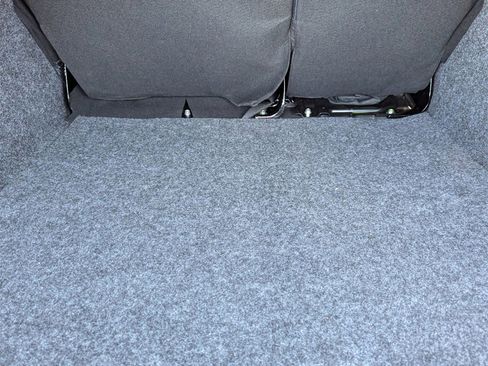 New 2025 Nissan Versa SR w/ Trunk Package image 11