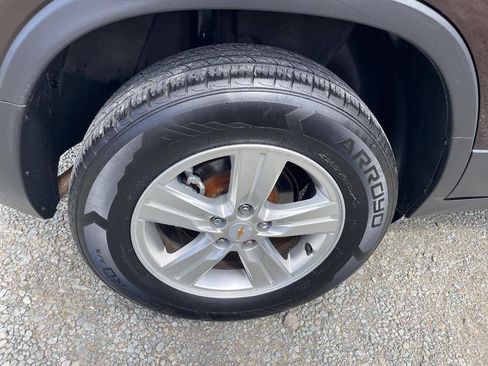 Used 2015 Chevrolet Trax LT w/ LT Plus Package AWD/4WD image 30