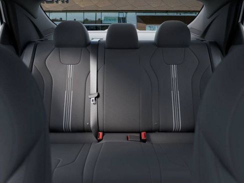 New 2026 Hyundai Elantra Hybrid FWD image 12