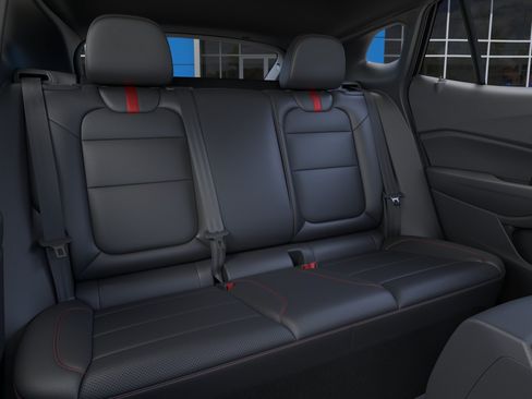 New 2026 Chevrolet Trax RS w/ Sunroof Package FWD image 17
