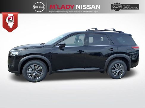 New 2026 Nissan Pathfinder SV image 4