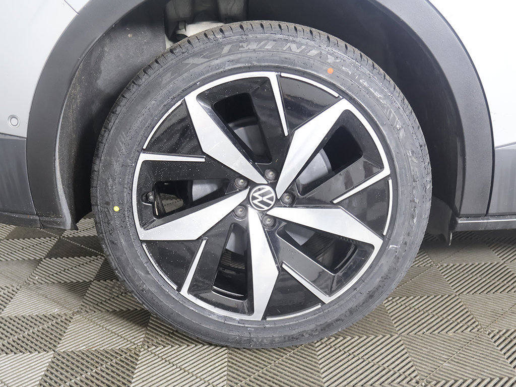 Used 2023 Volkswagen ID.4 Pro S AWD/4WD image 25