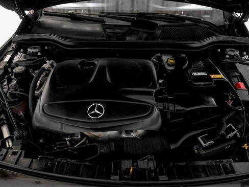 Used 2016 Mercedes-Benz GLA 250 image 48