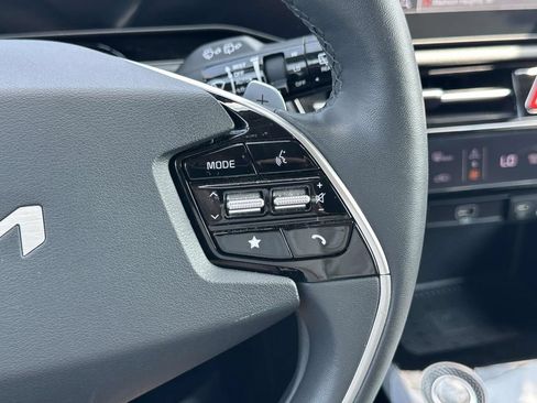 Certified 2023 Kia Niro EX w/ EX Cold Weather Package FWD image 23