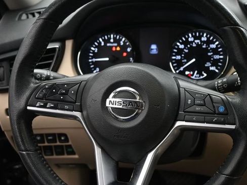 Used 2019 Nissan Rogue SL w/ Premium Package AWD/4WD image 27
