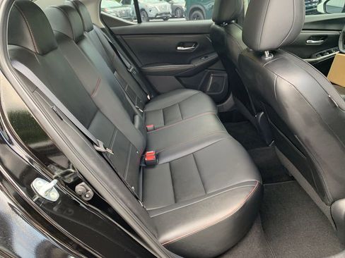 Used 2024 Nissan Sentra SR w/ SR Premium Package FWD image 30
