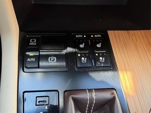 Used 2019 Lexus RX 350L FWD image 54