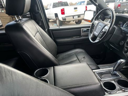 Used 2015 Ford Expedition Limited w/ Equipment Group 301A image 16