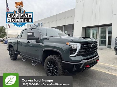 Used 2026 Chevrolet Silverado 2500 LT w/ Trail Boss Package AWD/4WD image 1