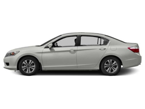 Used 2013 Honda Accord LX image 3