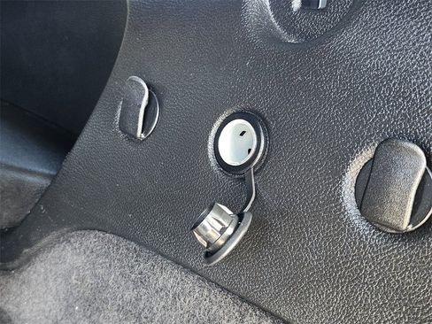 Used 2024 Dodge Durango GT image 32