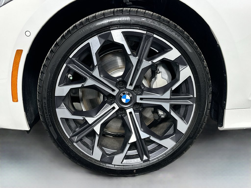 Used 2026 BMW 330i Sedan w/ Premium Package RWD image 23