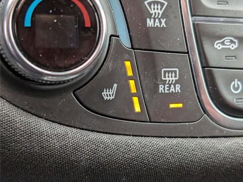 Used 2024 Chevrolet Malibu LT image 25