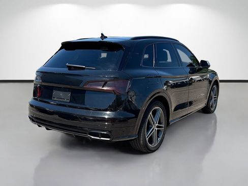 Used 2019 Audi SQ5 Premium Plus w/ Premium Plus Package AWD/4WD image 3
