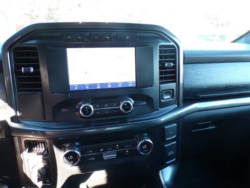 Used 2021 Ford F150 XLT w/ Equipment Group 301A Mid image 11