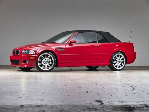 Used 2005 BMW M3 Convertible RWD image 1