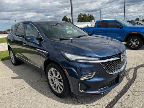 Used 2023 Buick Enclave Avenir w/ Avenir Technology Package AWD/4WD image 3