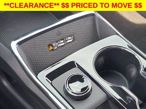 New 2026 Chevrolet Equinox RS w/ Convenience Package III AWD/4WD image 25