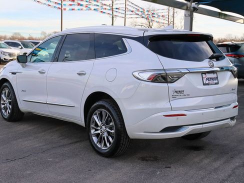 Used 2022 Buick Enclave Avenir w/ Avenir Technology Package AWD/4WD image 8