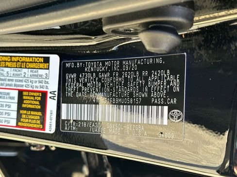 Used 2021 Toyota Avalon XLE image 32