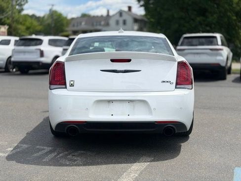 Used 2023 Chrysler 300 C RWD image 7