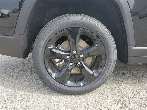 New 2025 Jeep Grand Cherokee L Limited w/ Luxury Tech Group II image 6