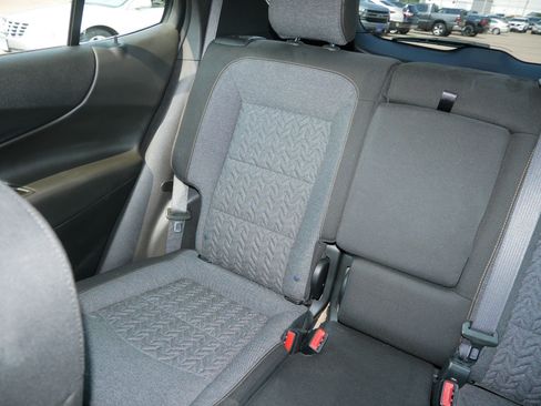 Used 2024 Chevrolet Equinox LT AWD/4WD image 12