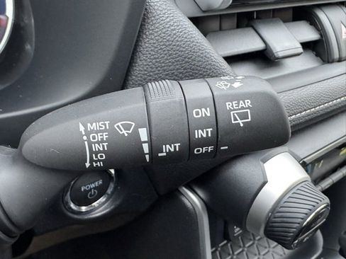 Used 2025 Toyota RAV4 XLE image 26