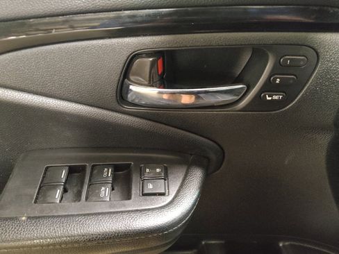 Used 2016 Honda Pilot Touring image 27